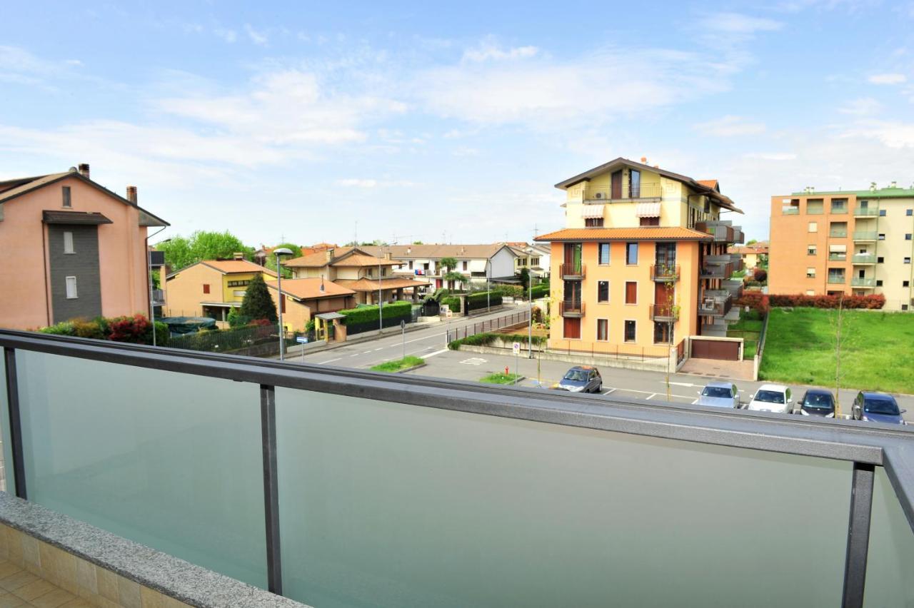 Moderno Trilocale Laura Appartement Dalmine Buitenkant foto